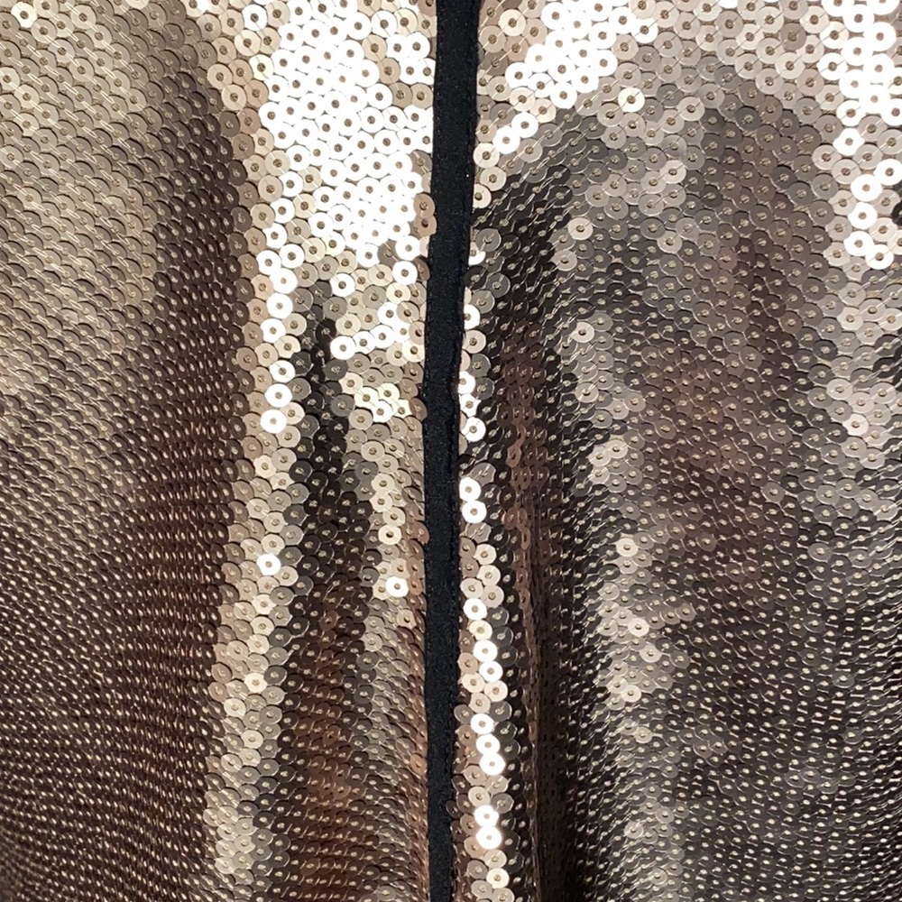 CALVIN KLEIN - NWT - sequin gold tank w black spandex back - L - Picture 12 of 16